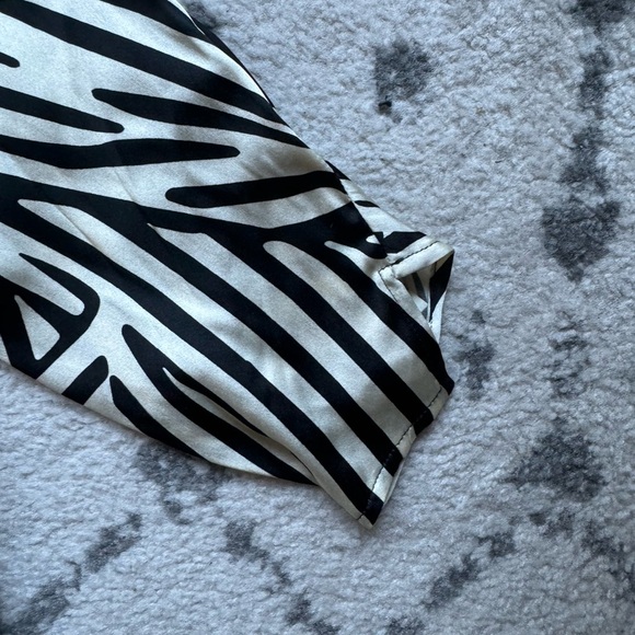 Maria+ Comejo Black and White Silk Abstract Asymmetrical Dress - Picture 3 of 3